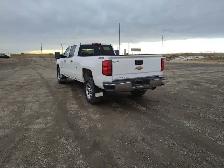 2019 Chevrolet Silverado 3500HD - Photo 3