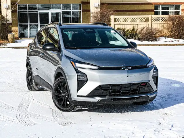 2027 Chevrolet Bolt RS - Photo 2
