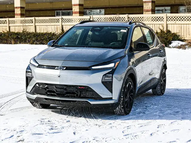 2027 Chevrolet Bolt RS - Photo 4
