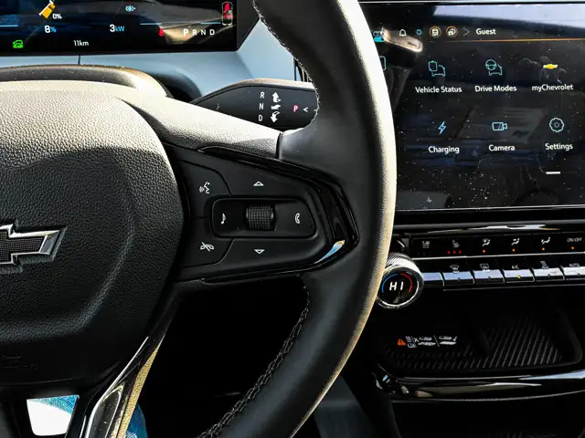 2027 Chevrolet Bolt RS - Photo 23