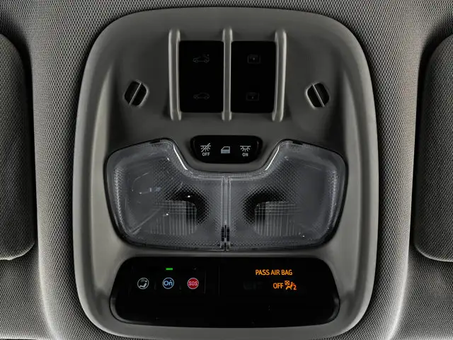 2027 Chevrolet Bolt RS - Photo 27
