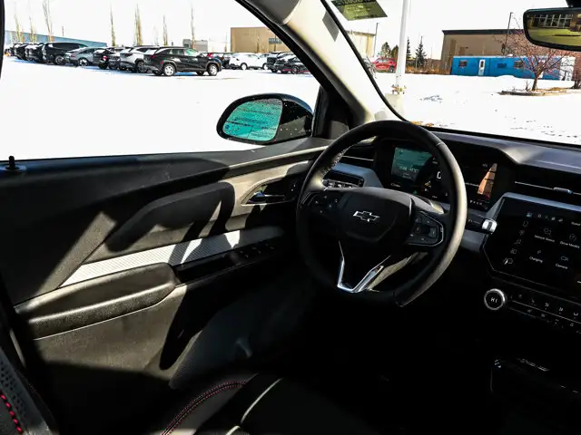 2027 Chevrolet Bolt RS - Photo 31