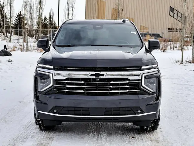 2026 Chevrolet Suburban LT - Photo 3