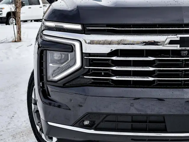 2026 Chevrolet Suburban LT - Photo 5