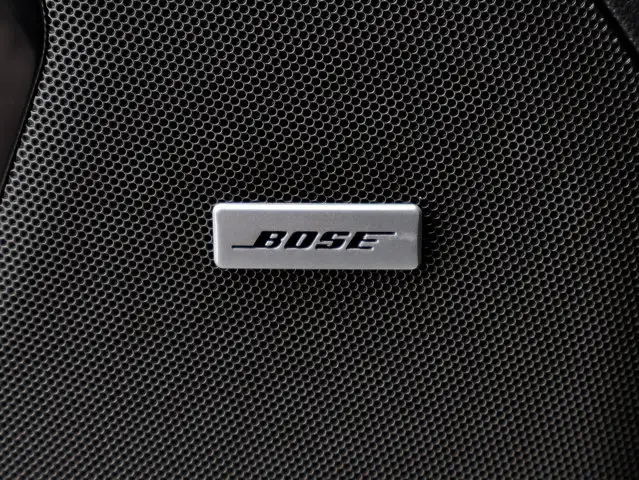 2026 Chevrolet Suburban LT - Photo 19
