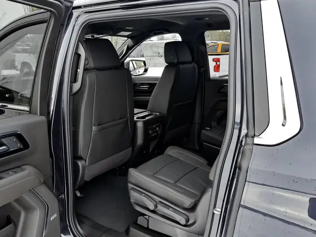 2026 Chevrolet Suburban LT - Photo 27