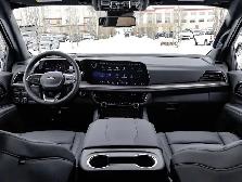 2026 Chevrolet Suburban LT - Photo 30