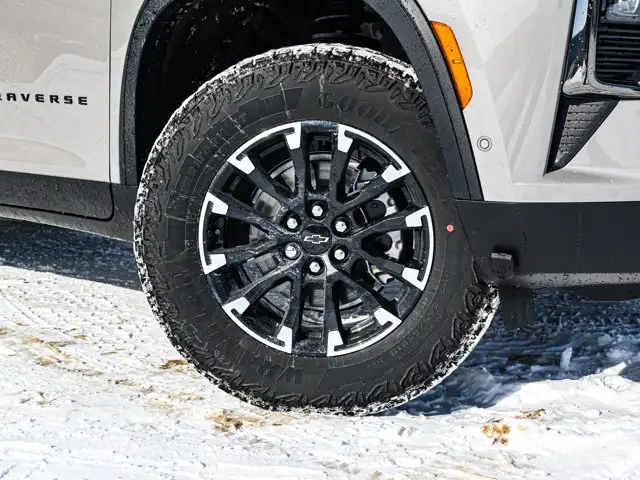 2026 Chevrolet Traverse Z71 - Photo 5