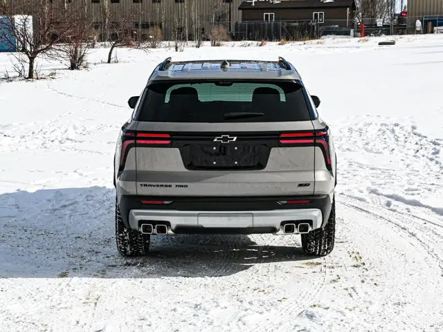 2026 Chevrolet Traverse Z71 - Photo 12