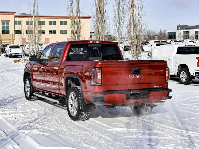 2018 GMC Sierra 1500 Denali 5.3L - Photo 11