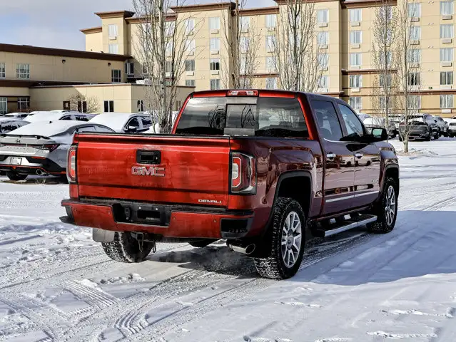 2018 GMC Sierra 1500 Denali 5.3L - Photo 13