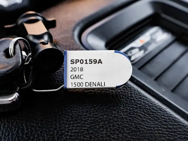 2018 GMC Sierra 1500 Denali 5.3L - Photo 32