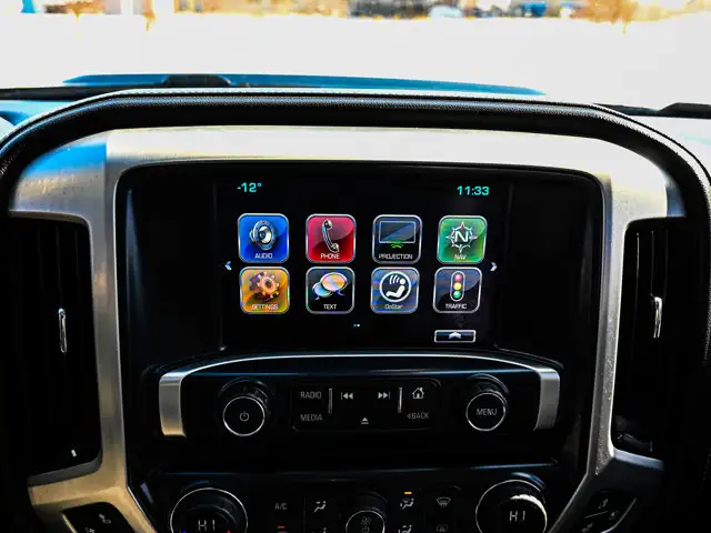 2019 GMC Sierra 2500HD SLT 6.6L - Photo 26