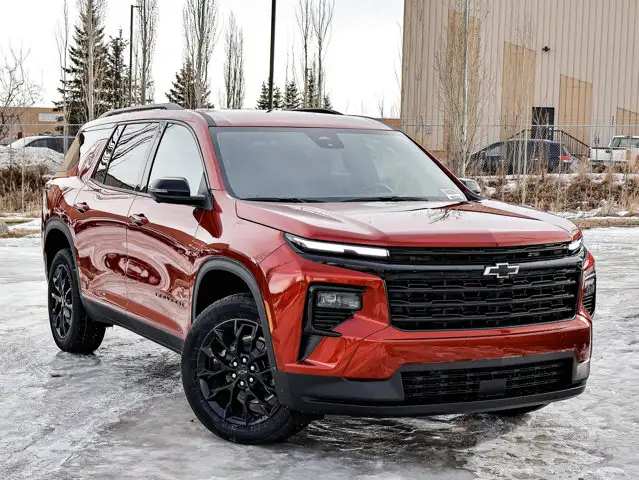 2026 Chevrolet Traverse LT - Photo 2