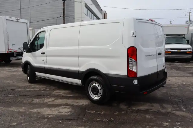Ford Transit Cargo Van T-150 CARGO 130 89.000 KM CERTIFIÉ / TABL - Photo 2