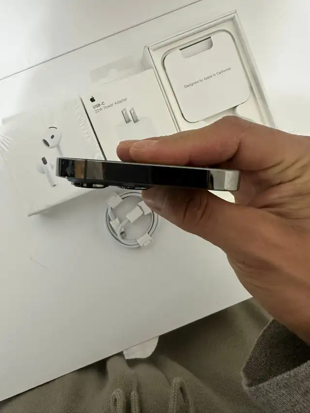 IPHONE 13 PRO 256GB AIRPODS/CHARGER SET/DELIVERY - Photo 2
