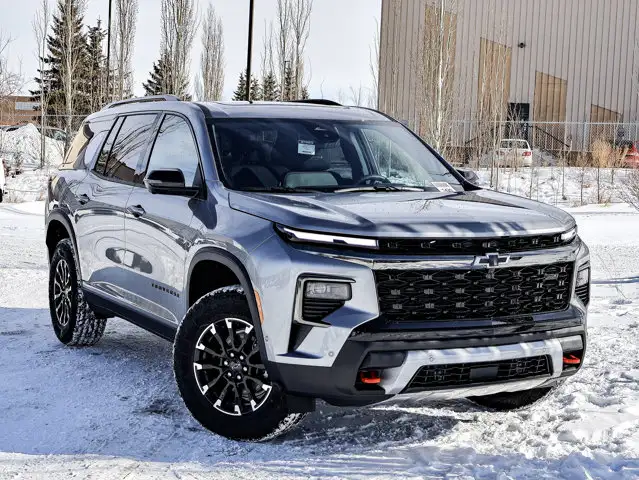 2026 Chevrolet Traverse Z71 - Photo 2