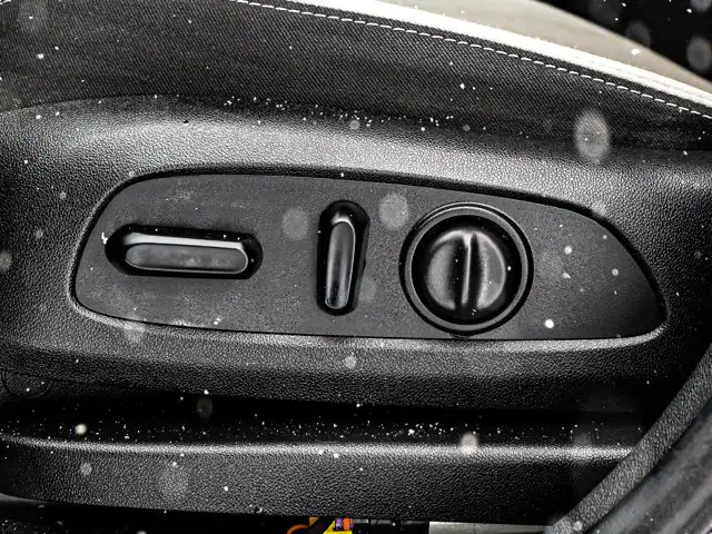 2018 Chevrolet Equinox LT AWD 1.5L - Photo 19