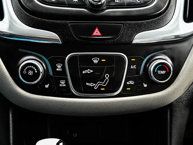 2018 Chevrolet Equinox LT AWD 1.5L - Photo 26