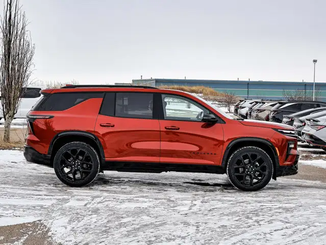 2026 Chevrolet Traverse - Photo 14