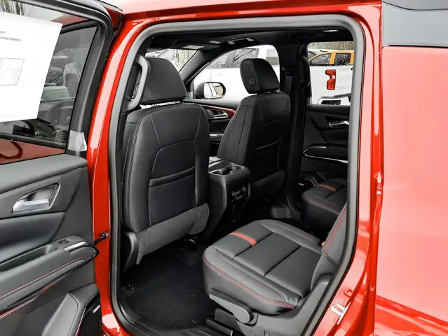 2026 Chevrolet Traverse - Photo 31