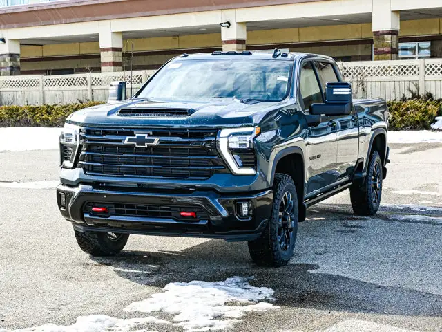 2026 Chevrolet Silverado 3500HD LTZ - Photo 4