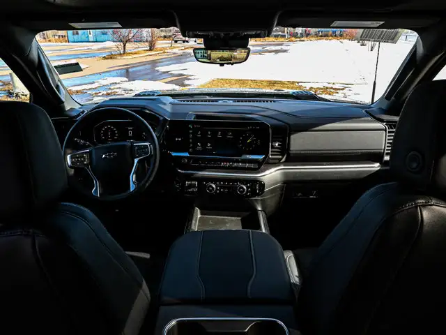 2026 Chevrolet Silverado 3500HD LTZ - Photo 35