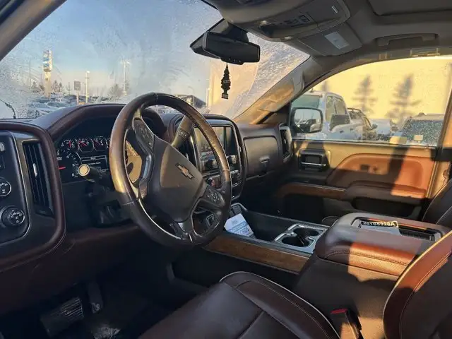 2018 Chevrolet Silverado 1500 High Country 6.2L - Photo 6