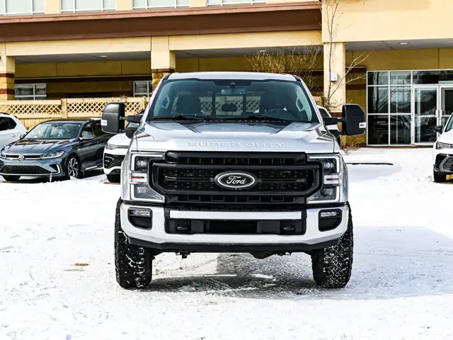 2021 Ford Super Duty F-350 SRW LARIAT Tremor Off-Road 7.3L - Photo 3