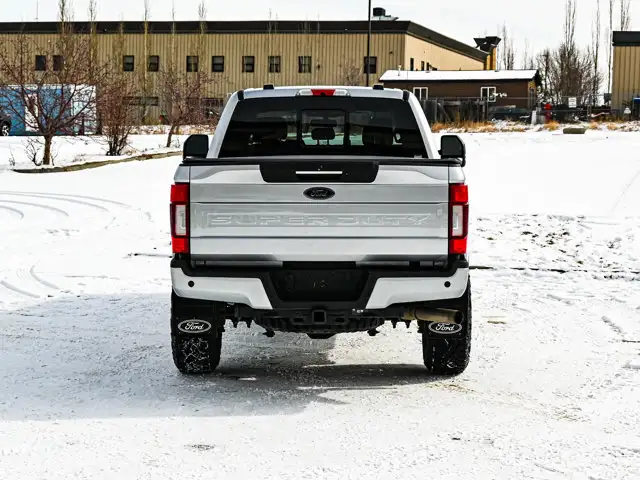 2021 Ford Super Duty F-350 SRW LARIAT Tremor Off-Road 7.3L - Photo 12