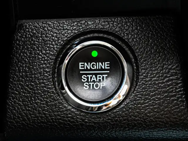 2021 Ford Super Duty F-350 SRW LARIAT Tremor Off-Road 7.3L - Photo 25