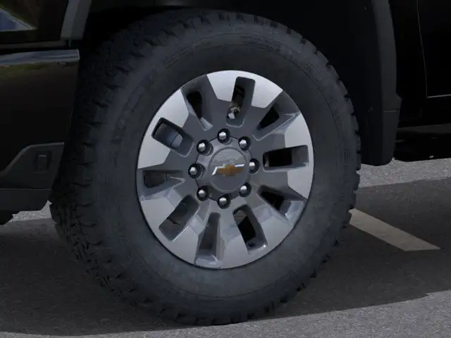 2026 Chevrolet Silverado 2500HD Custom - Photo 9