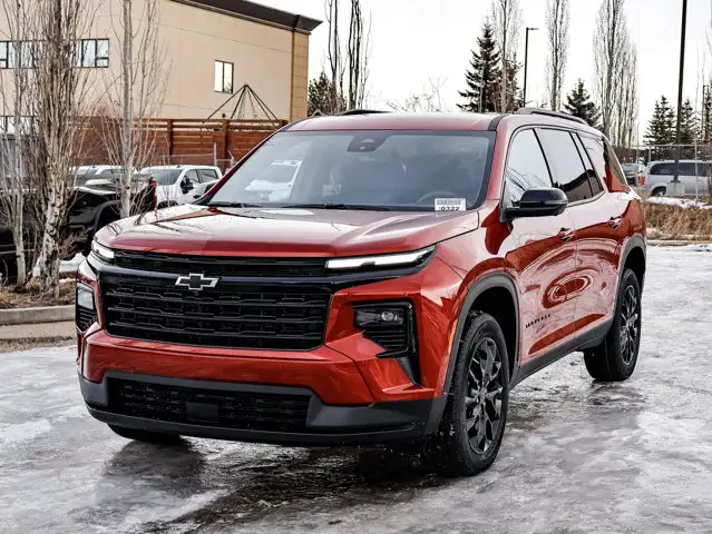 2026 Chevrolet Traverse LT - Photo 4