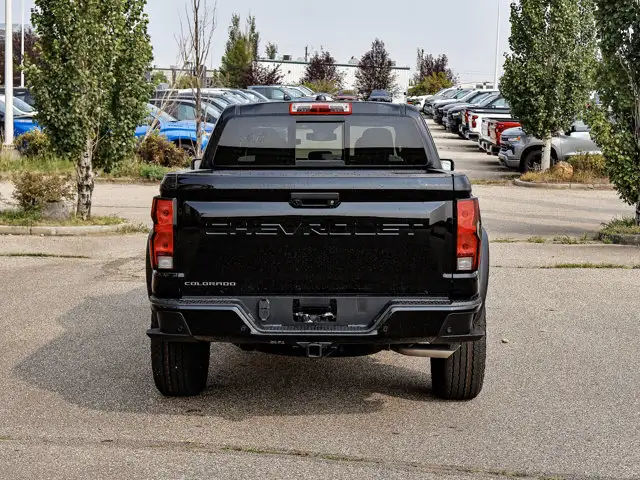 2026 Chevrolet Colorado 4WD Trail Boss - Photo 12