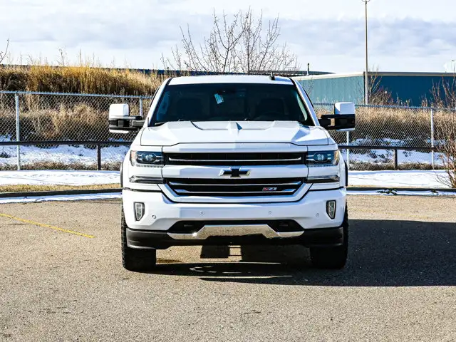 2018 Chevrolet Silverado 1500 LTZ 6.2L - Photo 3