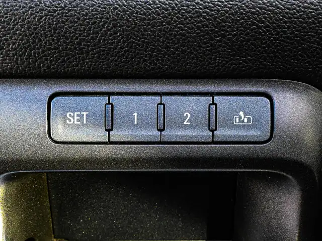 2018 Chevrolet Silverado 1500 LTZ 6.2L - Photo 22