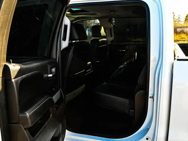 2018 Chevrolet Silverado 1500 LTZ 6.2L - Photo 31