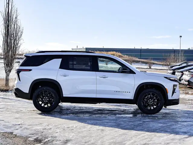 2026 Chevrolet Traverse LT - Photo 14