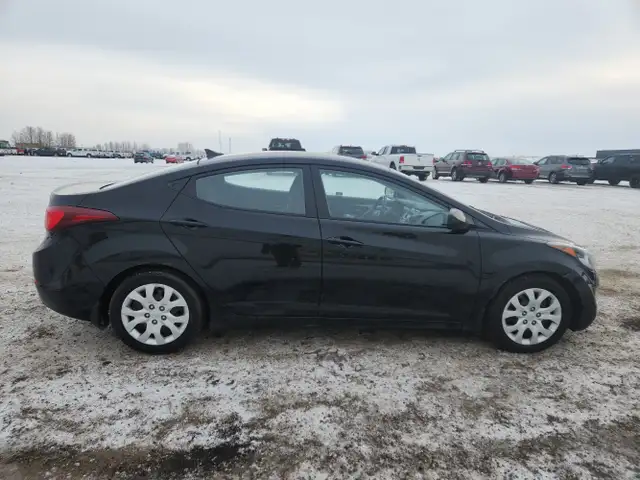 2015 Hyundai Elantra - Photo 8