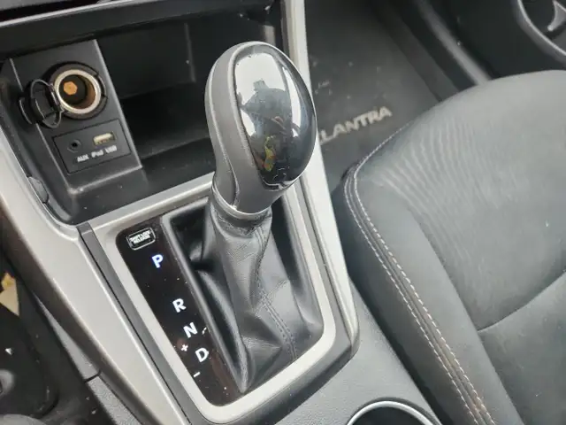 2015 Hyundai Elantra - Photo 15