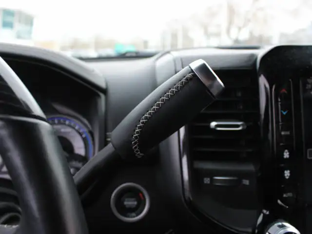 2022 Ram 2500 Limited | Power Running Boards | Cummins Diesel - Photo 17