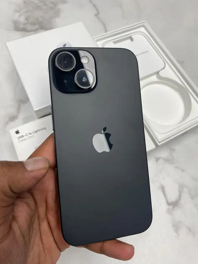iPhone 15 128GB 85% battAirPods Bundle/Delivery - Photo 2