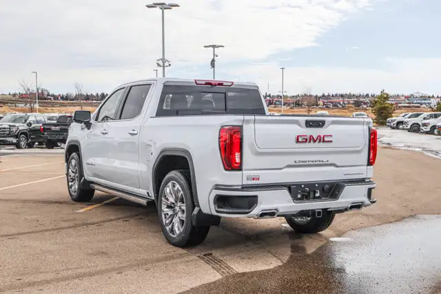 2026 GMC Sierra 1500 Denali - Photo 6