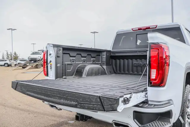 2026 GMC Sierra 1500 Denali - Photo 8