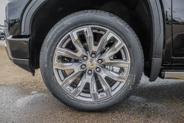 2026 GMC Sierra 1500 Denali - Photo 13