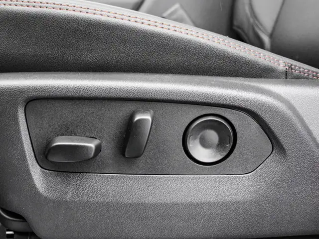 2026 GMC Sierra 1500 AT4 - Photo 15