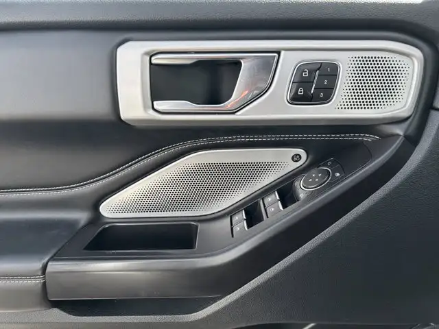 2020 Ford Explorer ST / 4WD - Photo 15