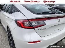 2025 Honda Civic SPORT | FORWARD COLLISION & LANE DEPART ASSIST - Photo 11