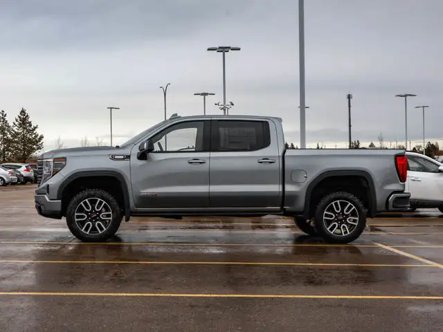 2026 GMC Sierra 1500 AT4 - Photo 5