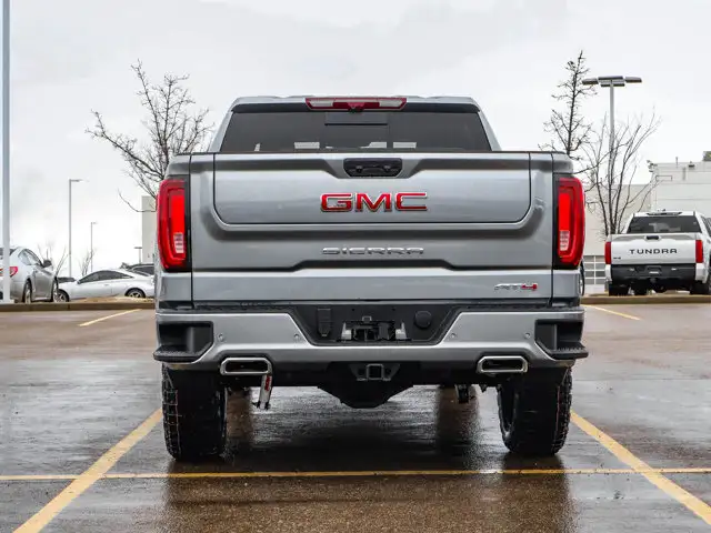 2026 GMC Sierra 1500 AT4 - Photo 7